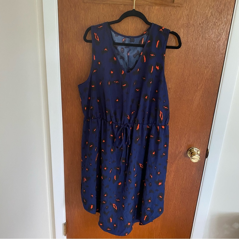 SHEIN Curve Navy Dress with Orange Pattern